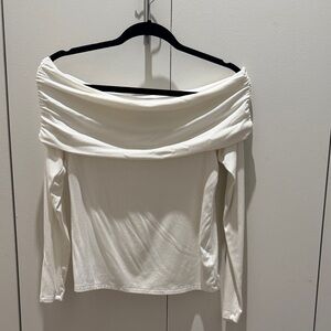 Sanctuary Cream Off-Shoulder Blouse